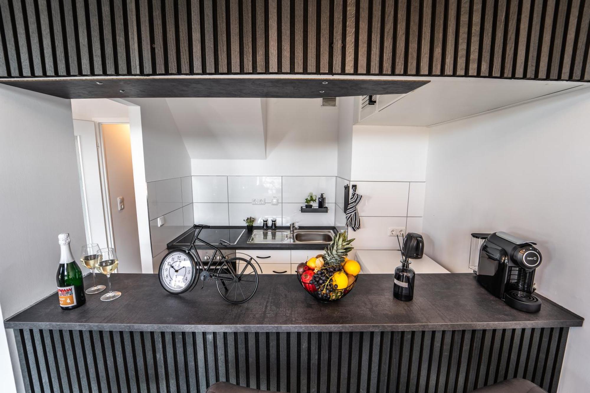 Stern Blick - Maisonette, Balkon, Zentral In BRE Екстериор снимка